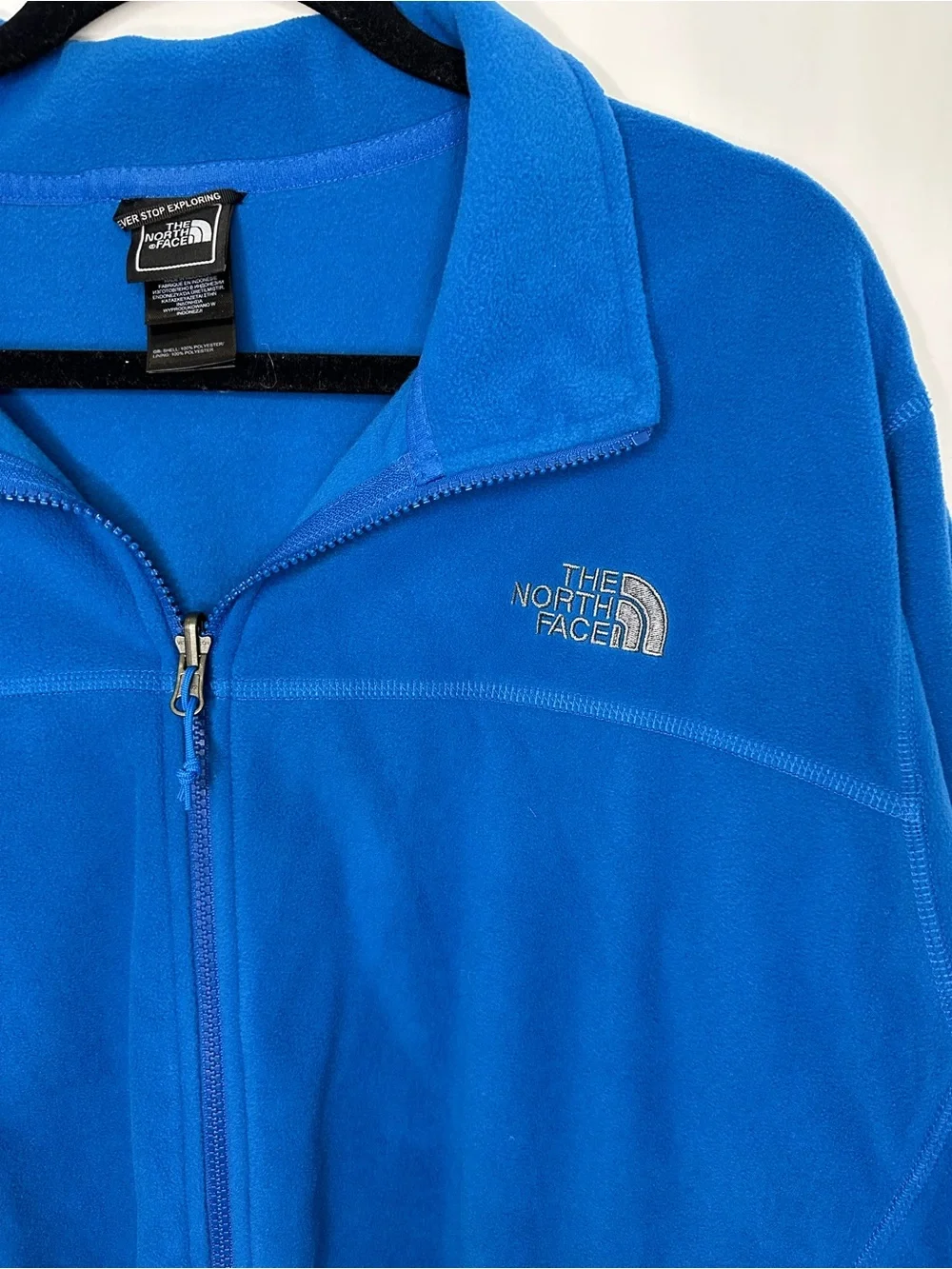 The North Face Men’s Bright Blue Full-Zip Fleece Jacket